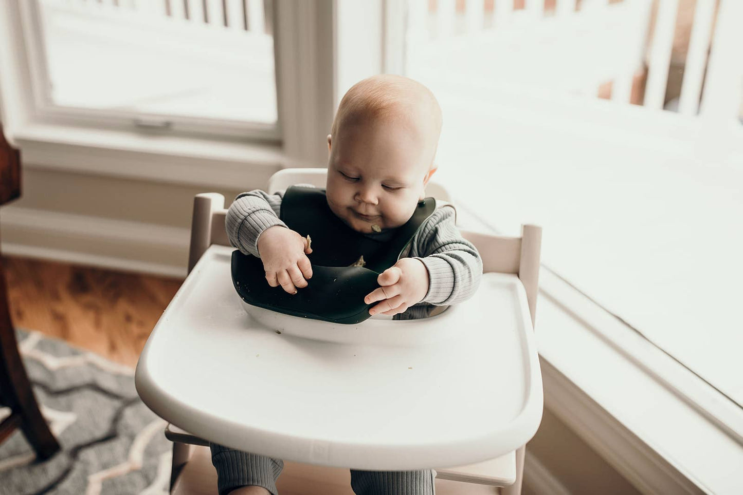 Three Little Tots - Forrest Green Print Silicone Bib with Crumb Catcher